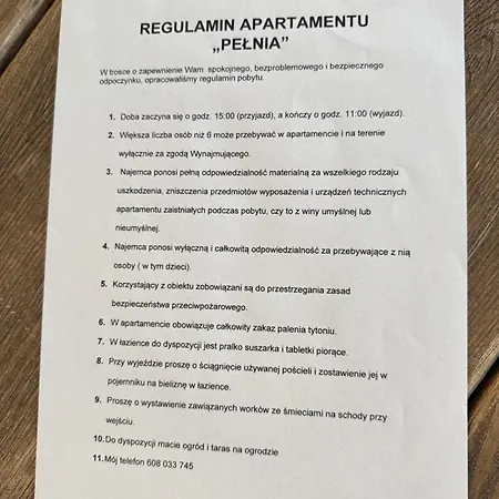 Uroczy Z Dostępnym Parkingiem I Ogrodem Szczytniki (Poznan)