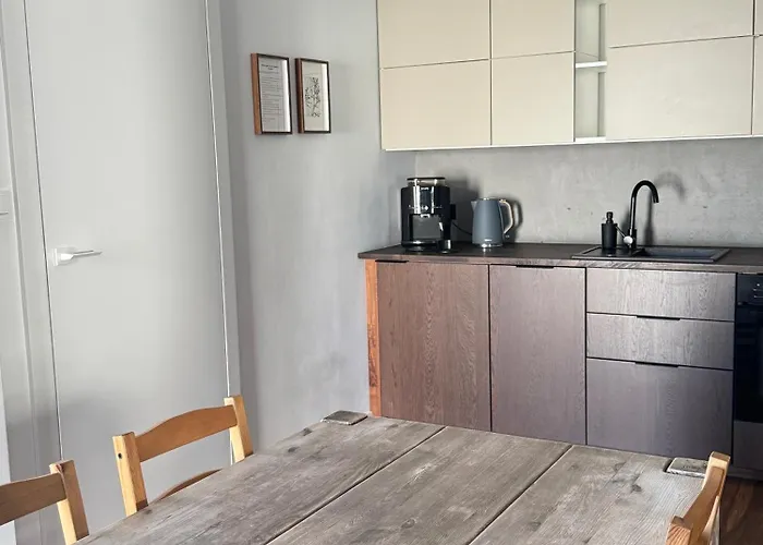 Daire Uroczy Z Dostepnym Parkingiem I Ogrodem *