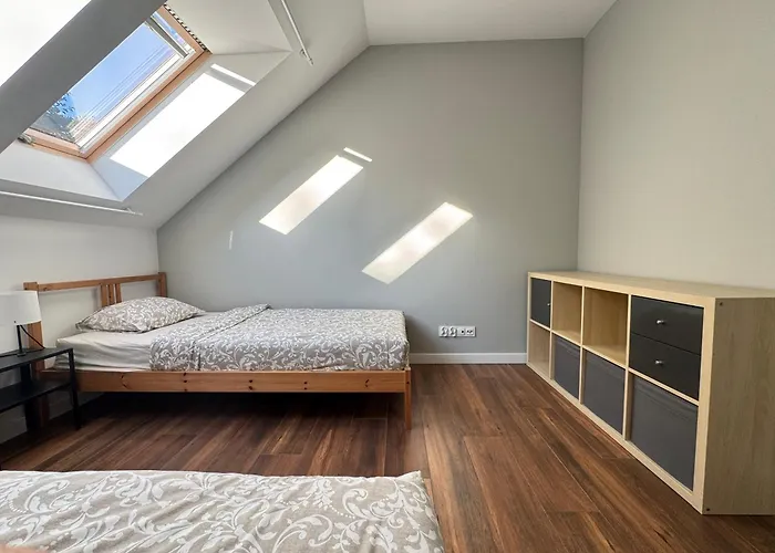 Daire Uroczy Z Dostepnym Parkingiem I Ogrodem