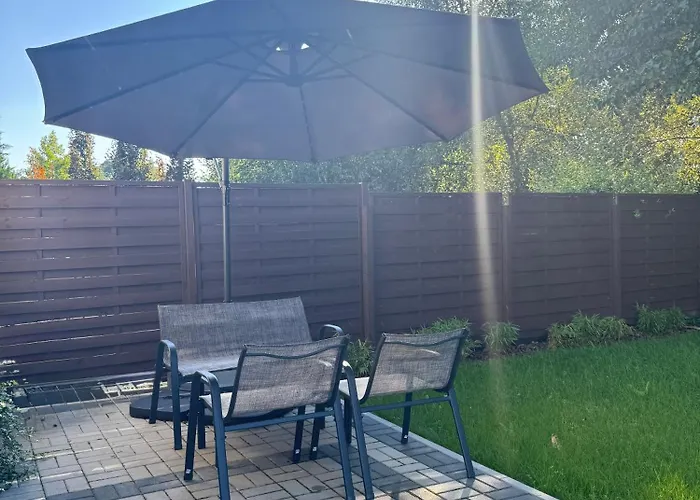 Uroczy Z Dostepnym Parkingiem I Ogrodem * Szczytniki (Poznan)