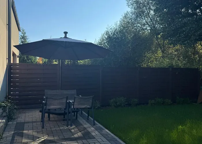 Uroczy Z Dostepnym Parkingiem I Ogrodem Daire Szczytniki (Poznan)